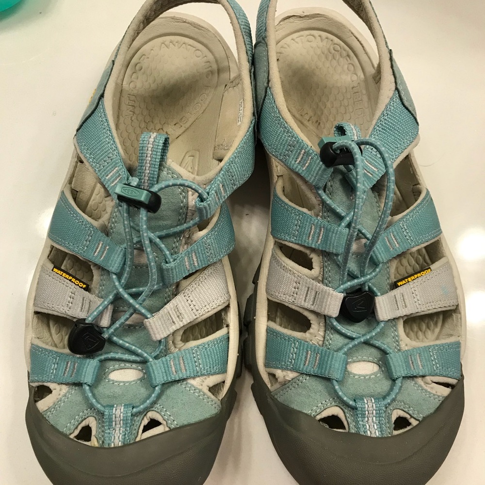 Keen Newport H2 Women’s Mineral Blue/Vapor size 10
